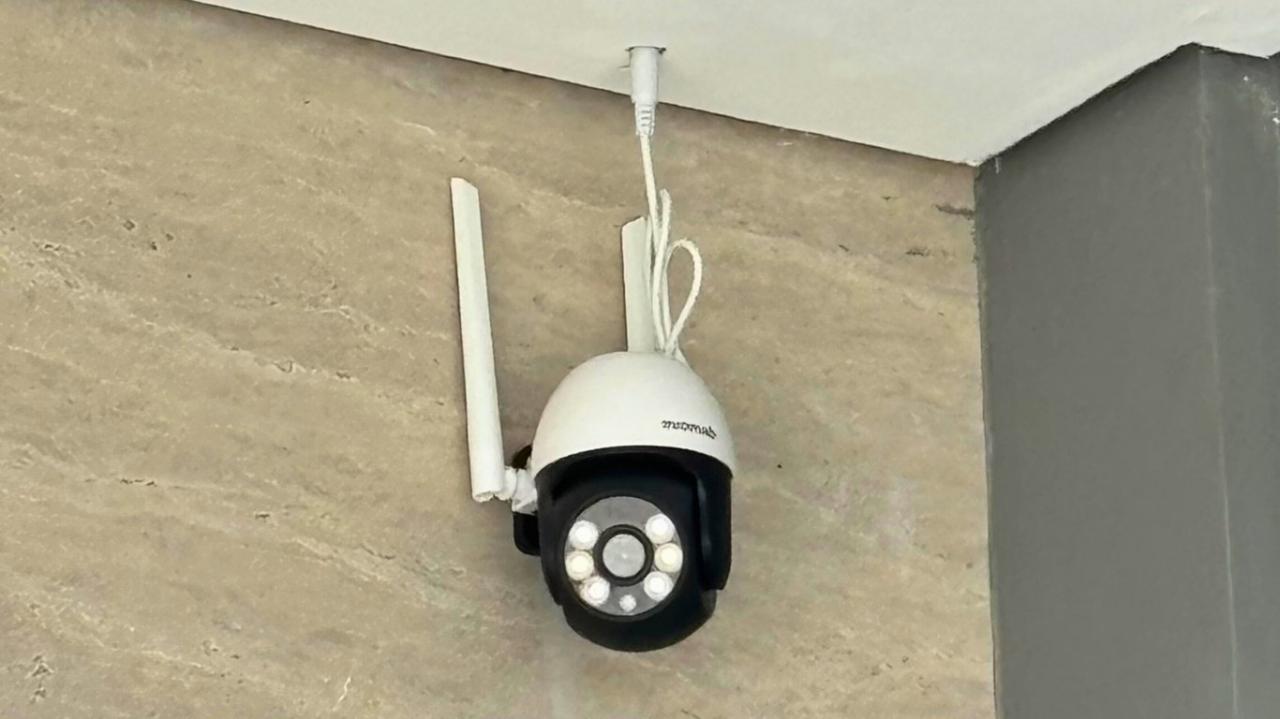 CCTV Outdoor Anti Air, Pantau Keamanan Rumah Saat Berlibur