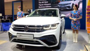 Mewah! VW Tiguan Allspace Bikin Pangling di GJAW 2024